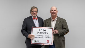 Locke receives Outstanding Georgia Peanut Farmer of the Year Award for District 5