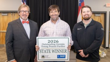 Anderson receives Outstanding Georgia Young Peanut Farmer of the Year Award